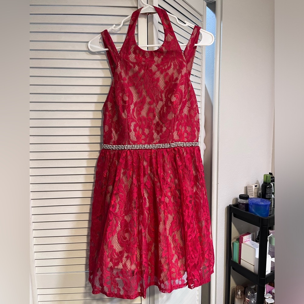 Red Lace Juniors Homecoming/Party Dress. Jodi Kristopher, Size 9.